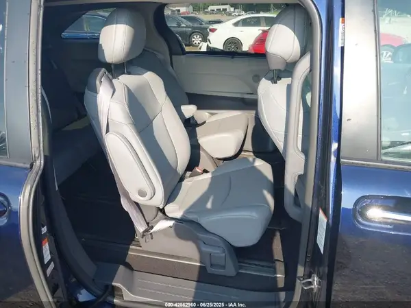 5TDYSKFC2MS027617 2021 TOYOTA SIENNA - Image 8