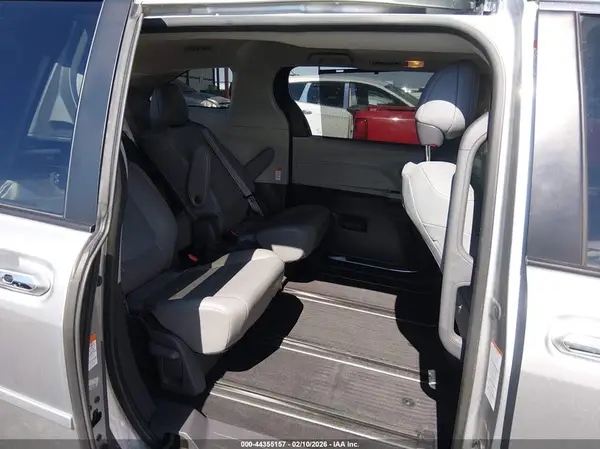 5TDYSKFC2MS030372 2021 TOYOTA SIENNA - Image 8