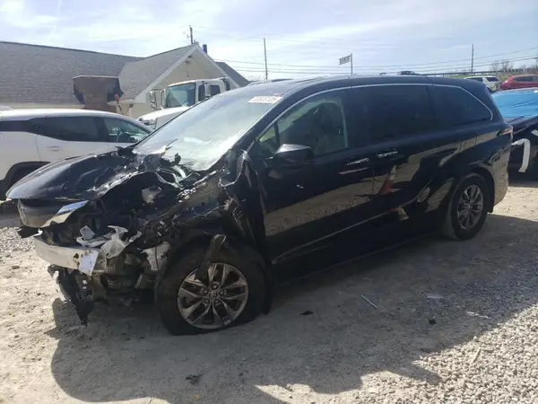 5TDYSKFC2PS083903 2023 TOYOTA SIENNA - Image 1