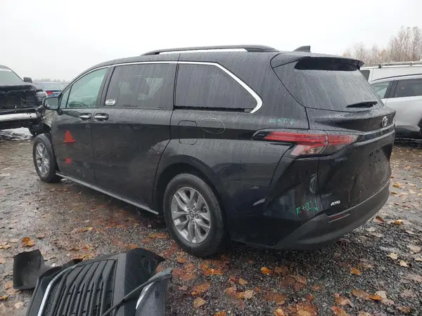 5TDYSKFC3NS061230 2022 TOYOTA SIENNA - Image 2
