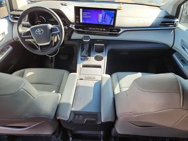 5TDYSKFC3SS163770 2025 TOYOTA SIENNA - Image 8