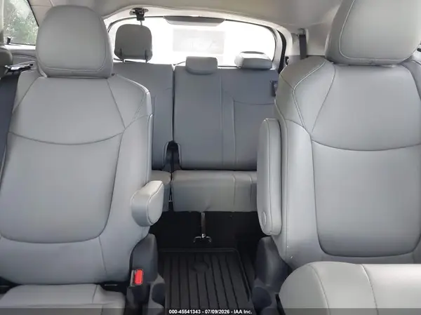5TDYSKFC3TS244396 2026 TOYOTA SIENNA - Image 8