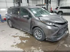 5TDYSKFC4MS031961 2021 TOYOTA SIENNA