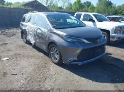 5TDYSKFC4MS037663 2021 TOYOTA SIENNA