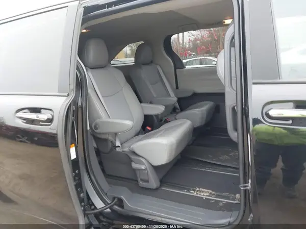 5TDYSKFC4MS039672 2021 TOYOTA SIENNA - Image 8