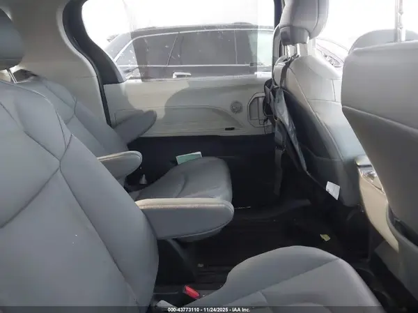 5TDYSKFC4NS044257 2022 TOYOTA SIENNA - Image 8
