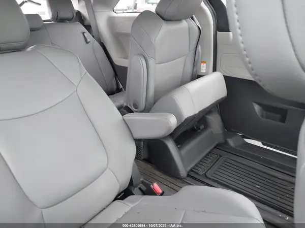 5TDYSKFC4NS069398 2022 TOYOTA SIENNA - Image 8