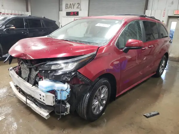 5TDYSKFC4PS077858 2023 TOYOTA SIENNA - Image 1