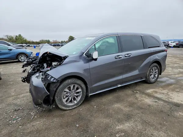 5TDYSKFC4SS181260 2025 TOYOTA SIENNA - Image 1