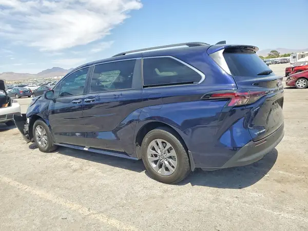 5TDYSKFC4SS189844 2025 TOYOTA SIENNA - Image 2