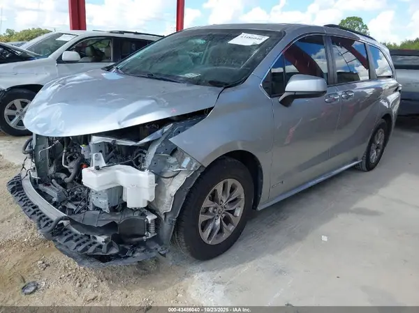 5TDYSKFC5MS007913 2021 TOYOTA SIENNA - Image 2