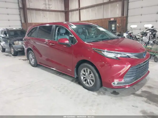 5TDYSKFC5MS011766 2021 TOYOTA SIENNA - Image 1