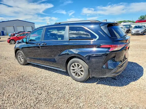 5TDYSKFC5MS019849 2021 TOYOTA SIENNA - Image 2