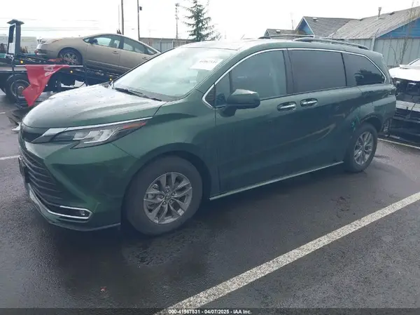 5TDYSKFC5NS070429 2022 TOYOTA SIENNA - Image 2