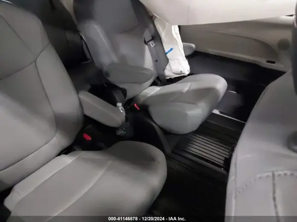 5TDYSKFC5RS135866 2024 TOYOTA SIENNA - Image 8