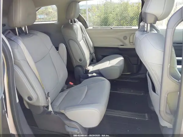 5TDYSKFC6MS012649 2021 TOYOTA SIENNA - Image 8