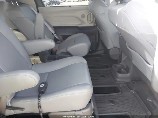 5TDYSKFC6MS018323 2021 TOYOTA SIENNA - Image 8