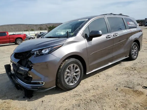 5TDYSKFC7RS154371 2024 TOYOTA SIENNA - Image 1
