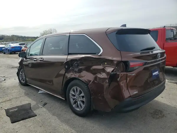 5TDYSKFC8MS007999 2021 TOYOTA SIENNA - Image 2