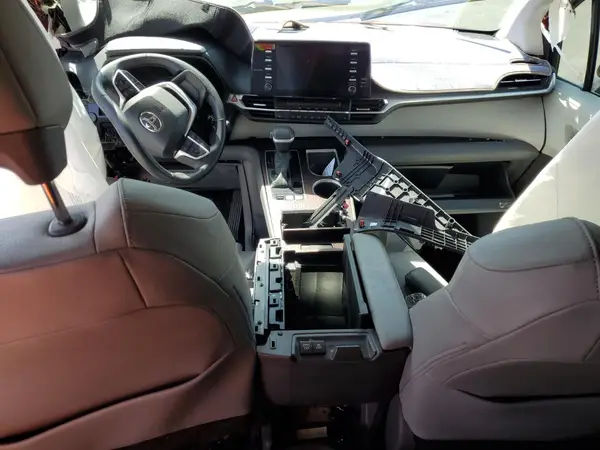 5TDYSKFC8MS010935 2021 TOYOTA SIENNA - Image 8