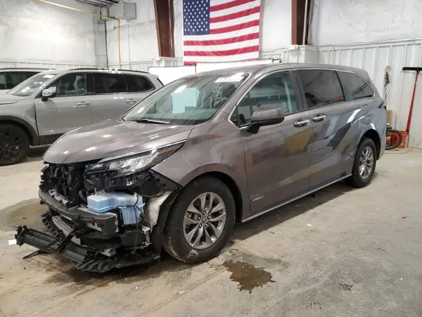 5TDYSKFC8MS012409 2021 TOYOTA SIENNA - Image 1