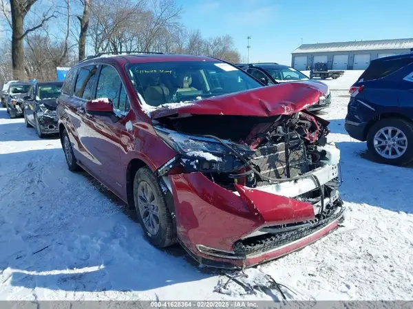 5TDYSKFC8MS030845 2021 TOYOTA SIENNA - Image 1
