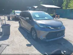5TDYSKFC8PS083887 2023 TOYOTA SIENNA
