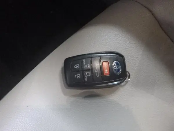 5TDYSKFC8PS088314 2023 TOYOTA SIENNA - Image 2