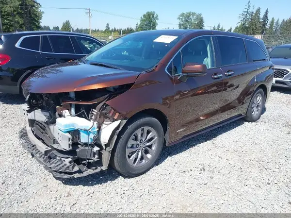 5TDYSKFC9MS002567 2021 TOYOTA SIENNA - Image 2
