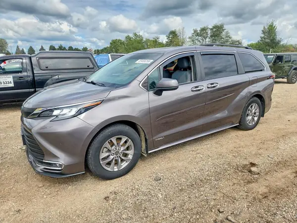 5TDYSKFC9MS040283 2021 TOYOTA SIENNA - Image 1