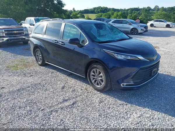 5TDYSKFC9NS049549 2022 TOYOTA SIENNA - Image 1