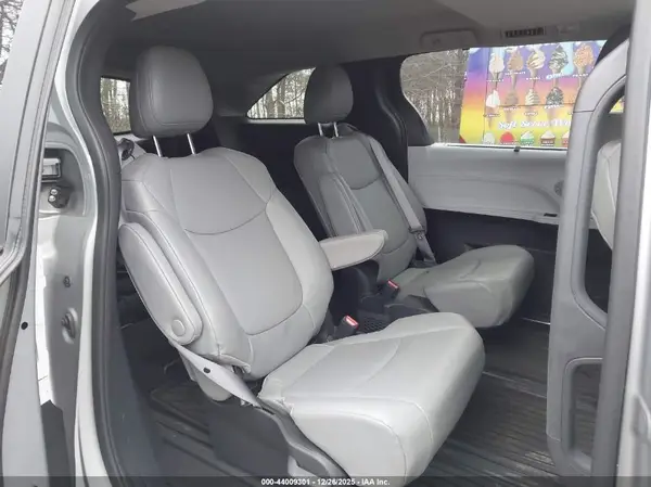 5TDYSKFC9SS186566 2025 TOYOTA SIENNA - Image 8