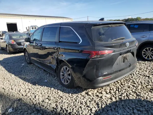 5TDYSKFCXMS011813 2021 TOYOTA SIENNA - Image 2