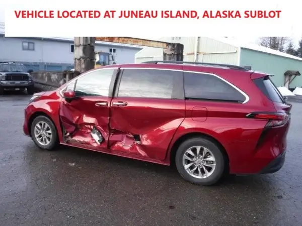 5TDYSKFCXNS048118 2022 TOYOTA SIENNA - Image 2