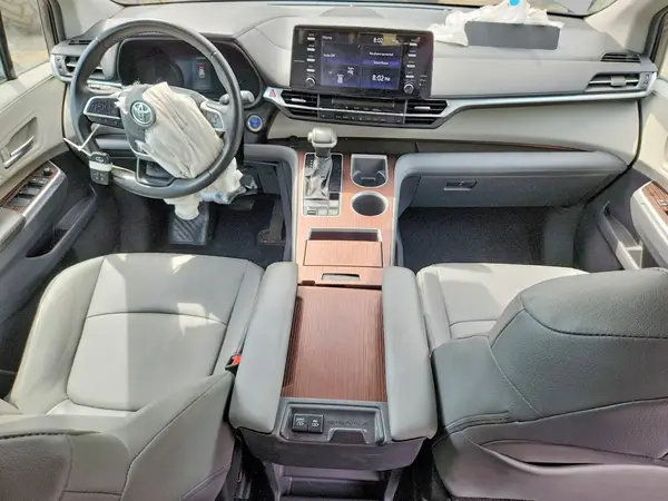 5TDYSKFCXRS121462 2024 TOYOTA SIENNA - Image 8