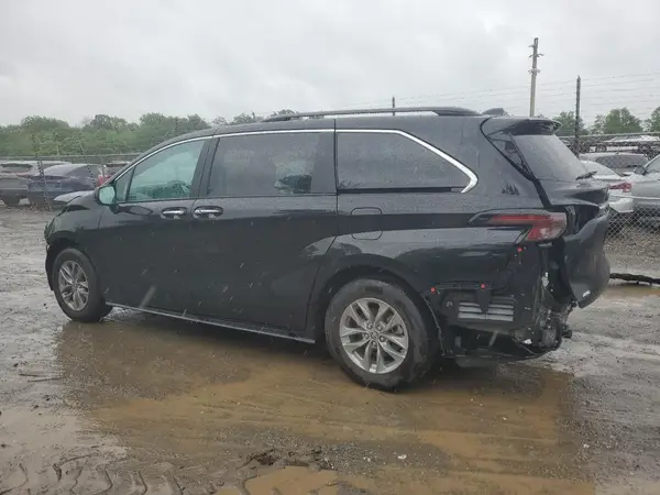 5TDYSKFCXRS139007 2024 TOYOTA SIENNA - Image 2