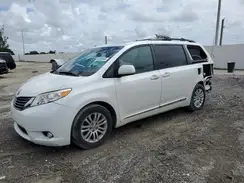 5TDYZ3DC0HS782307 2017 TOYOTA SIENNA