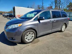 5TDYZ3DC0HS784154 2017 TOYOTA SIENNA