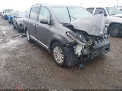 5TDYZ3DC0HS790018 2017 TOYOTA SIENNA