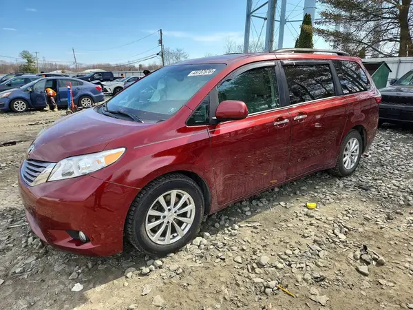 5TDYZ3DC0HS792920 2017 TOYOTA SIENNA - Image 1
