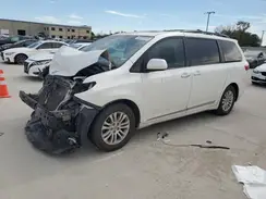 5TDYZ3DC0HS795445 2017 TOYOTA SIENNA