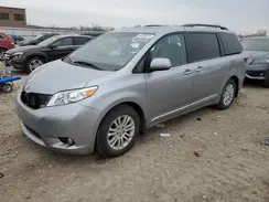 5TDYZ3DC0HS811451 2017 TOYOTA SIENNA