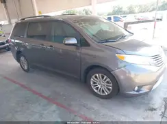 5TDYZ3DC0HS835216 2017 TOYOTA SIENNA