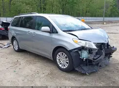 5TDYZ3DC0HS845616 2017 TOYOTA SIENNA