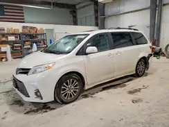 5TDYZ3DC0JS915461 2018 TOYOTA SIENNA