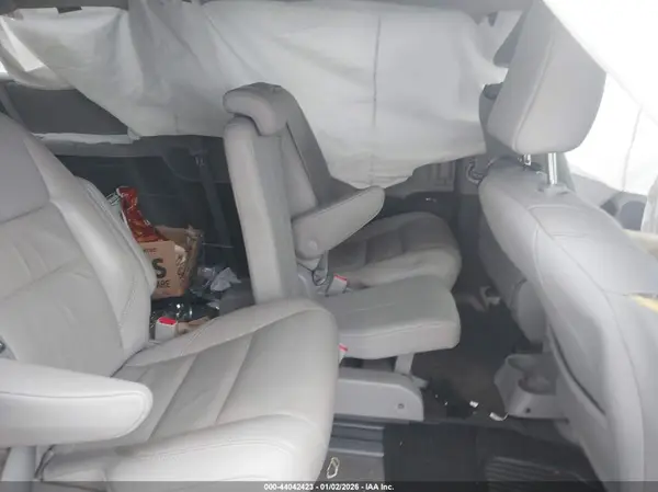 5TDYZ3DC0JS919249 2018 TOYOTA SIENNA - Image 8