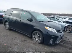 5TDYZ3DC0JS924709 2018 TOYOTA SIENNA