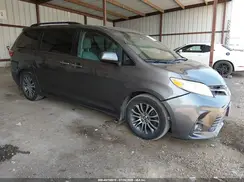 5TDYZ3DC0JS933541 2018 TOYOTA SIENNA