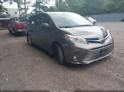 5TDYZ3DC0JS949223 2018 TOYOTA SIENNA