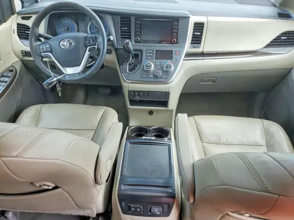5TDYZ3DC0KS012258 2019 TOYOTA SIENNA - Image 8